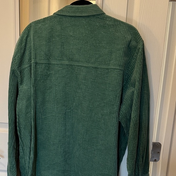 H&M Sage Green Corduroy Shacket - Picture 3 of 4